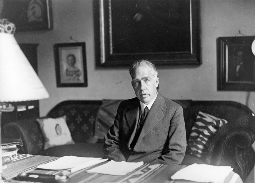 Niels Bohr